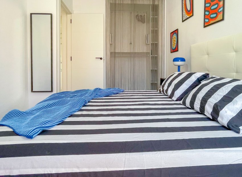 Reventa - Townhouse / Duplex - Orihuela Costa - Playa Flamenca
