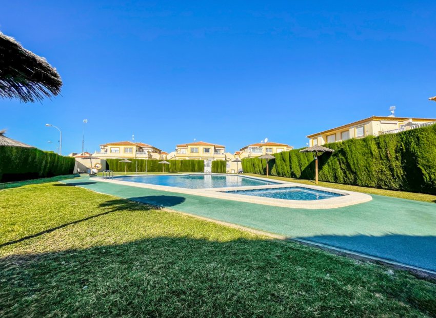 Reventa - Townhouse / Duplex - Orihuela Costa - Playa Flamenca