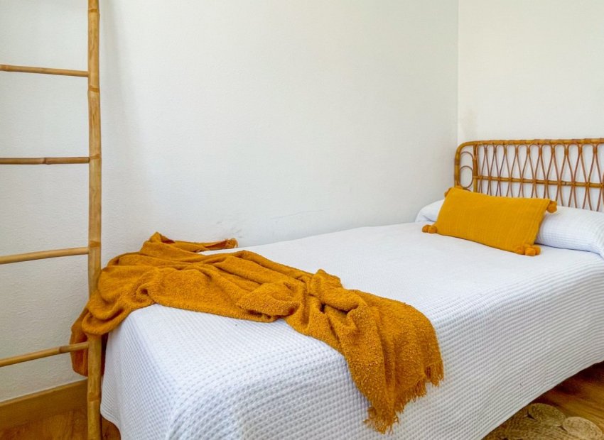 Reventa - Townhouse / Duplex - Orihuela Costa - Playa Flamenca