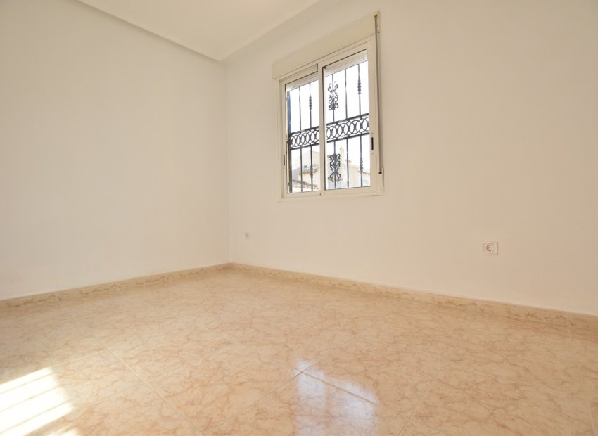 Reventa - Townhouse / Duplex - Orihuela Costa - Punta Prima