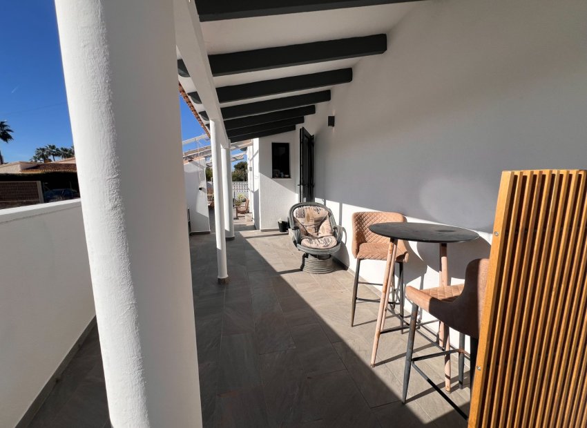 Reventa - Townhouse / Duplex - Orihuela Costa - Punta Prima