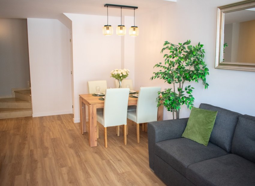 Reventa - Townhouse / Duplex - Orihuela Costa - Punta Prima