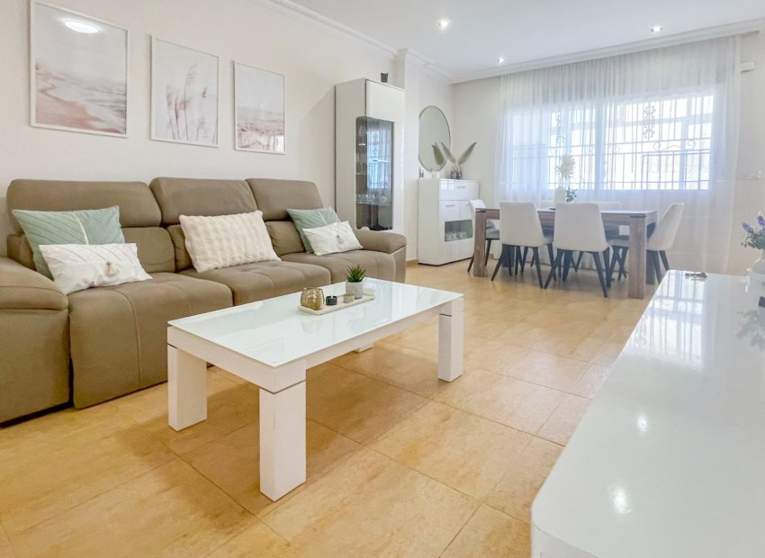 Reventa - Townhouse / Duplex - Orihuela Costa - Punta Prima