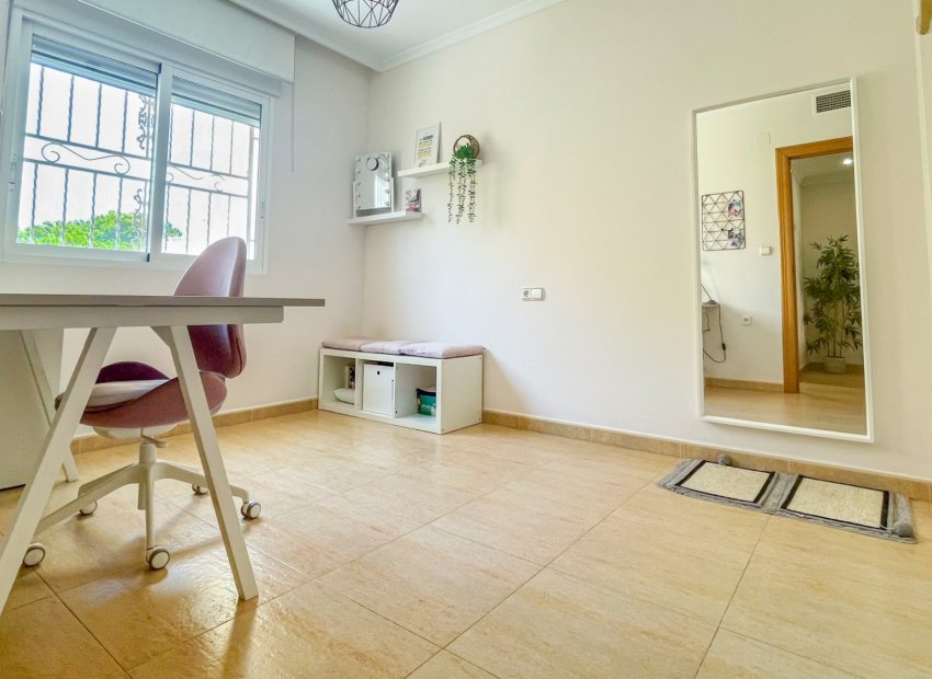 Reventa - Townhouse / Duplex - Orihuela Costa - Punta Prima