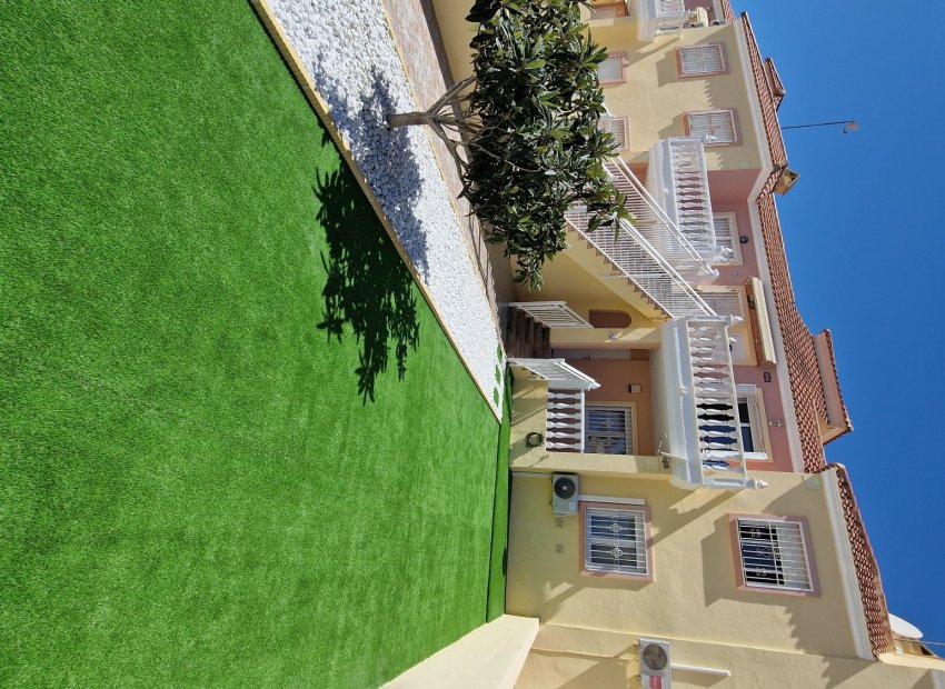 Reventa - Townhouse / Duplex - Orihuela Costa - Villamartín