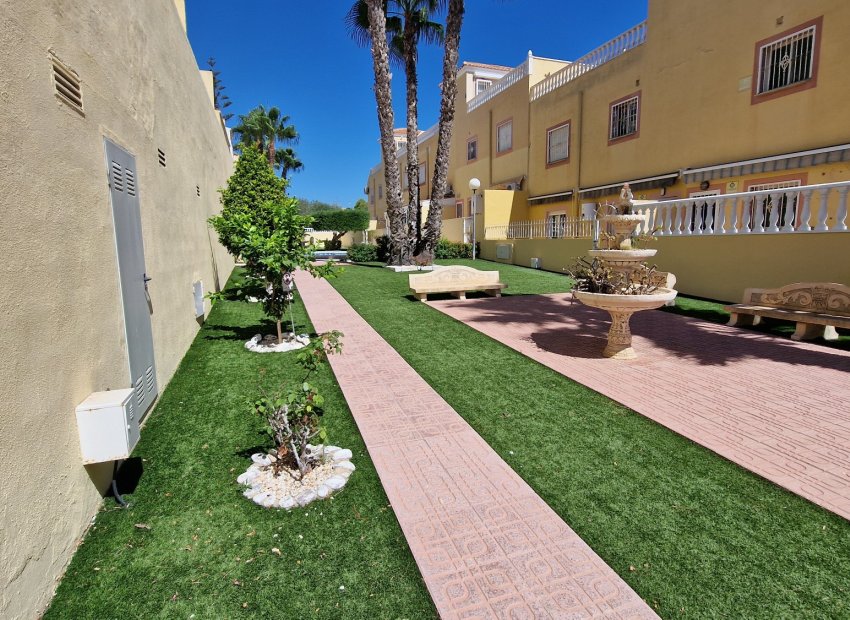 Reventa - Townhouse / Duplex - Orihuela Costa - Villamartín