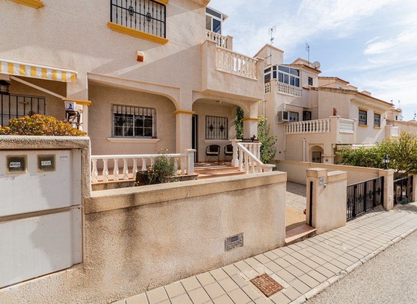 Reventa - Townhouse / Duplex - Orihuela Costa - Villamartín