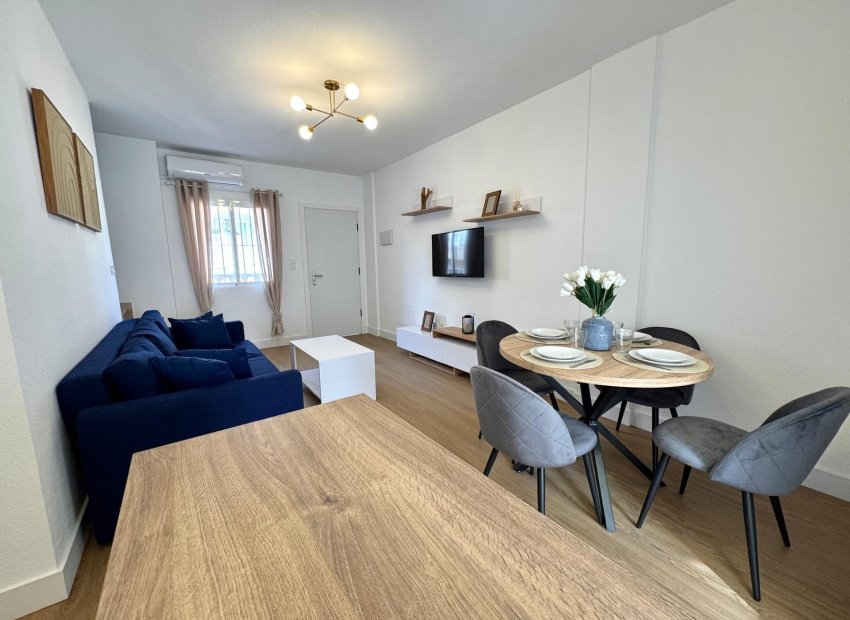 Reventa - Townhouse / Duplex - Orihuela Costa - Villamartín