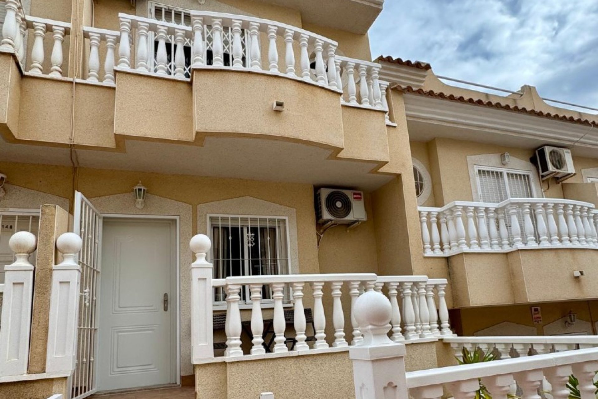 Reventa - Townhouse / Duplex - Orihuela Costa - Villamartín
