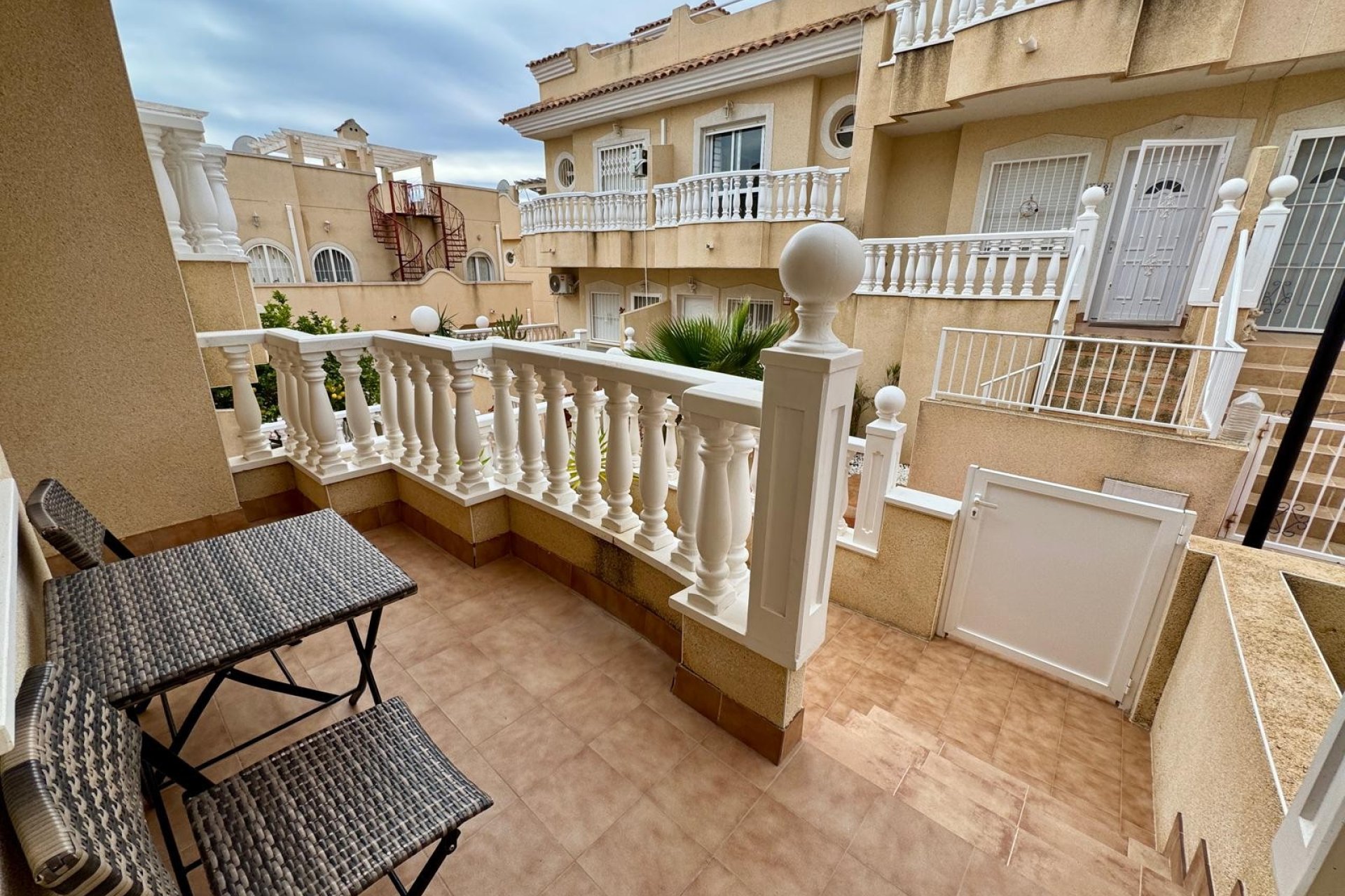 Reventa - Townhouse / Duplex - Orihuela Costa - Villamartín