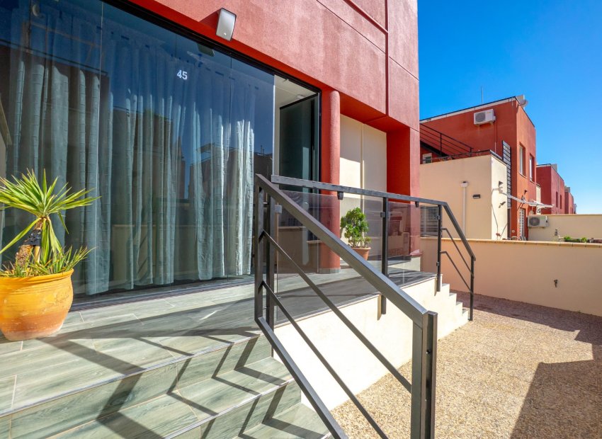 Reventa - Townhouse / Duplex - Orihuela Costa - Villamartín