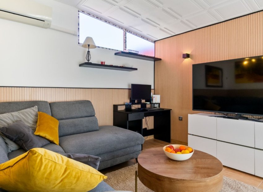 Reventa - Townhouse / Duplex - Orihuela Costa - Villamartín