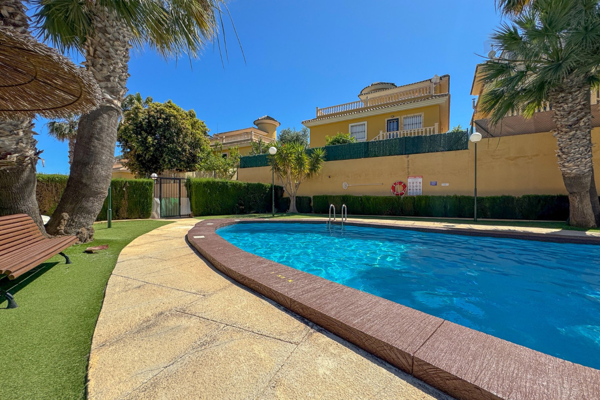 Reventa - Townhouse / Duplex - Orihuela Costa - Villamartín