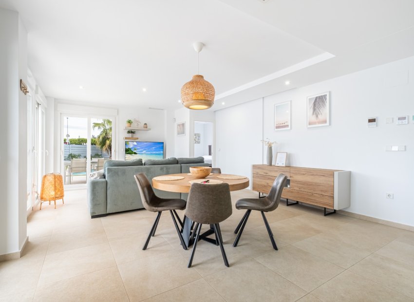 Reventa - Townhouse / Duplex - Orihuela - Vistabella