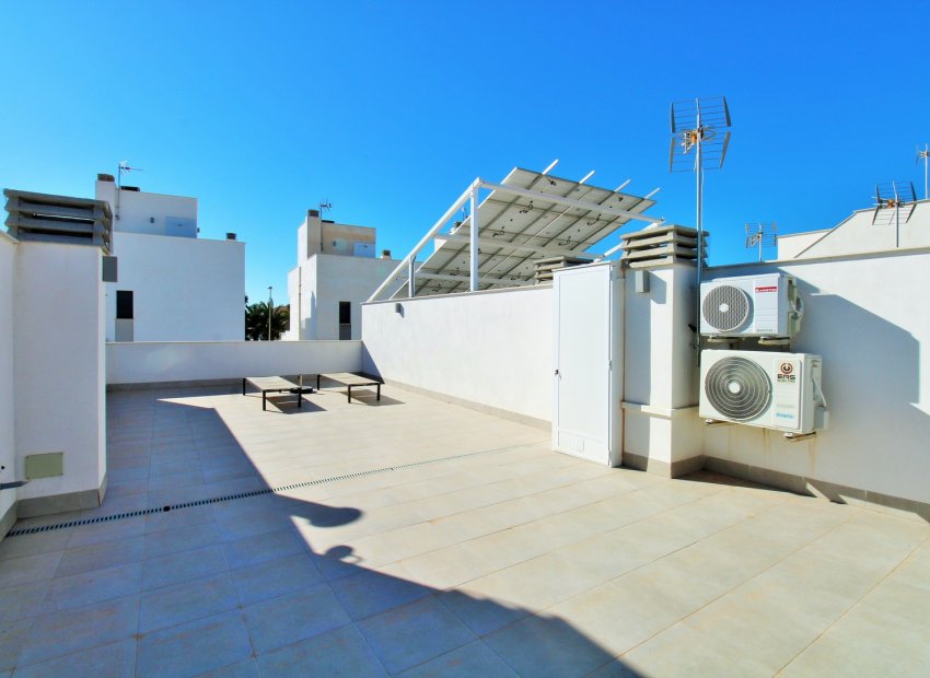 Reventa - Townhouse / Duplex - Pilar de la Horadada
