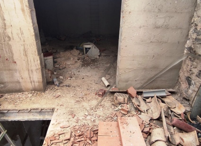 Reventa - Townhouse / Duplex - Planes