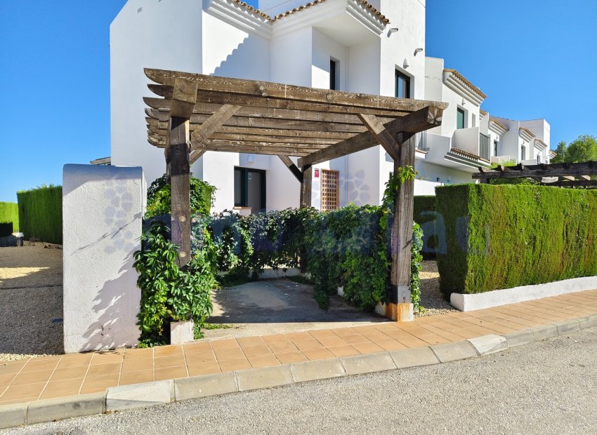 Reventa - Townhouse / Duplex - Polop - Urbanizacion