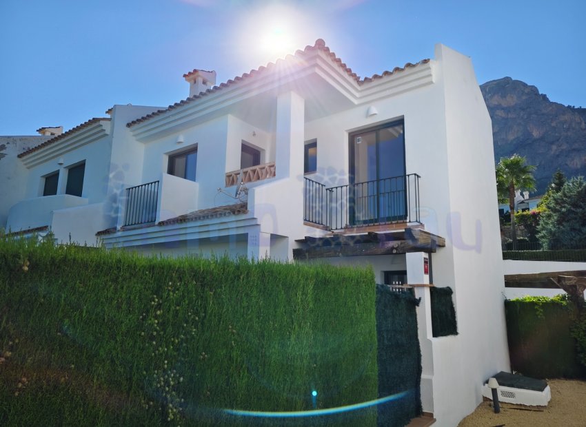 Reventa - Townhouse / Duplex - Polop - Urbanizacion