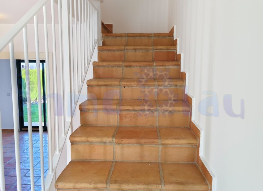 Reventa - Townhouse / Duplex - Polop - Urbanizacion