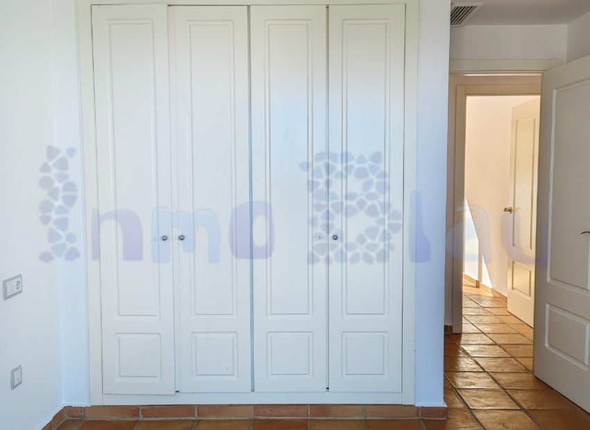 Reventa - Townhouse / Duplex - Polop - Urbanizacion