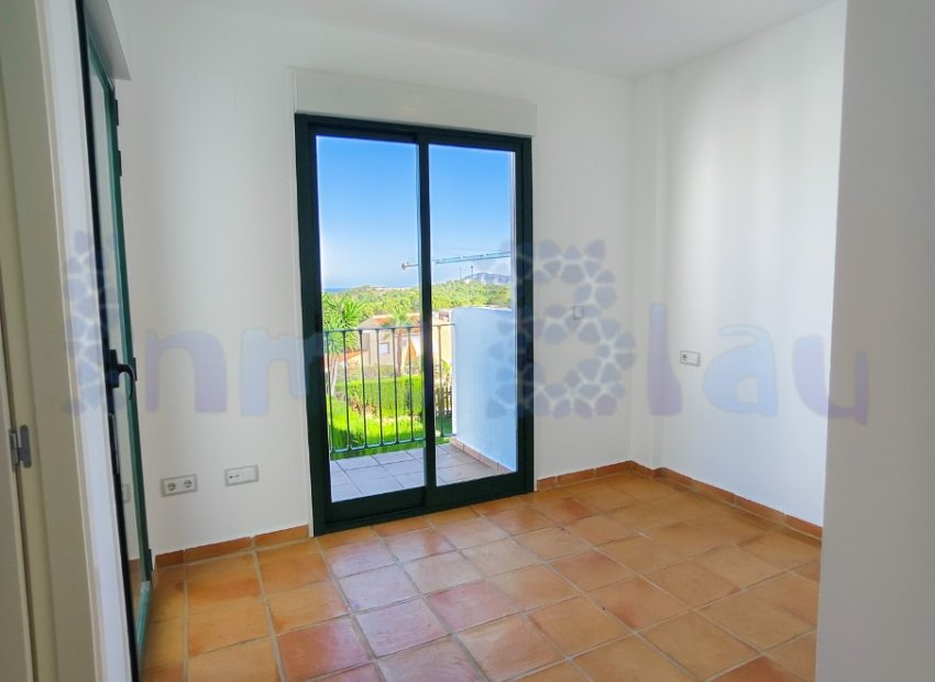 Reventa - Townhouse / Duplex - Polop - Urbanizacion