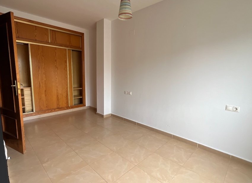 Reventa - Townhouse / Duplex - Polop - Urbanizaciones