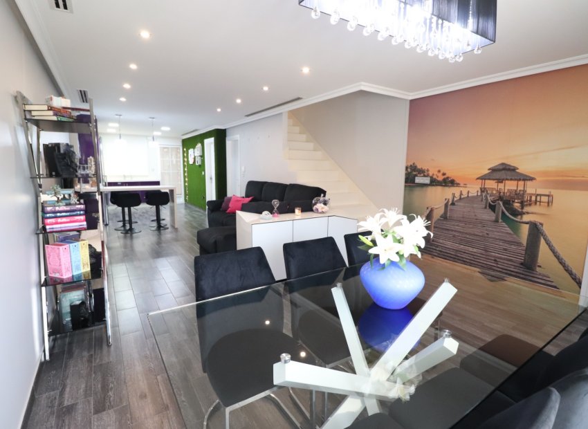 Reventa - Townhouse / Duplex - Redován - Redovan - Town