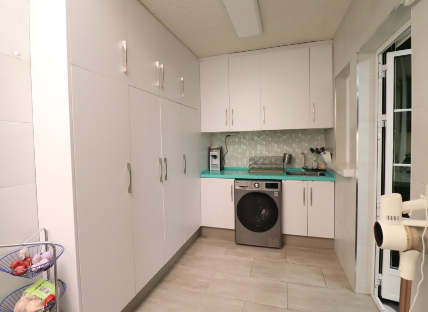 Reventa - Townhouse / Duplex - Redován - Redovan - Town