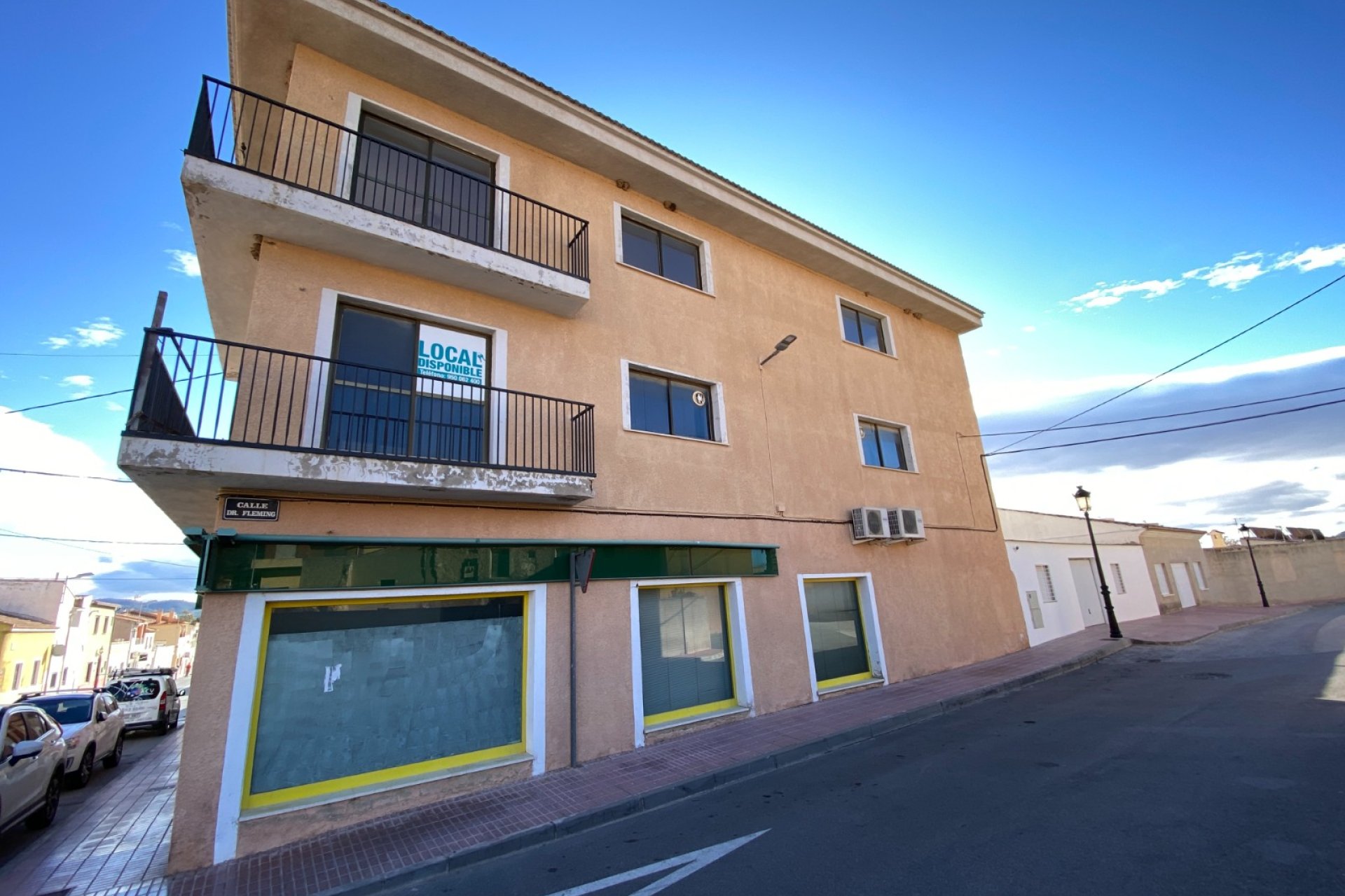 Reventa - Townhouse / Duplex - Salinas