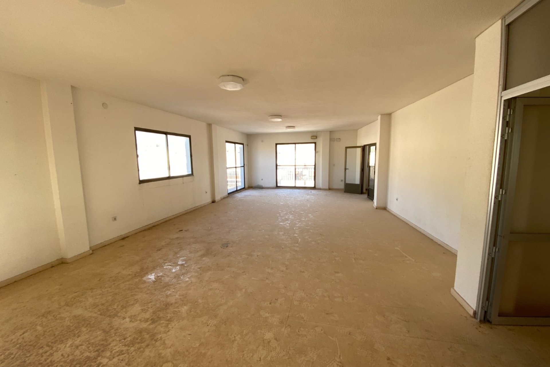 Reventa - Townhouse / Duplex - Salinas