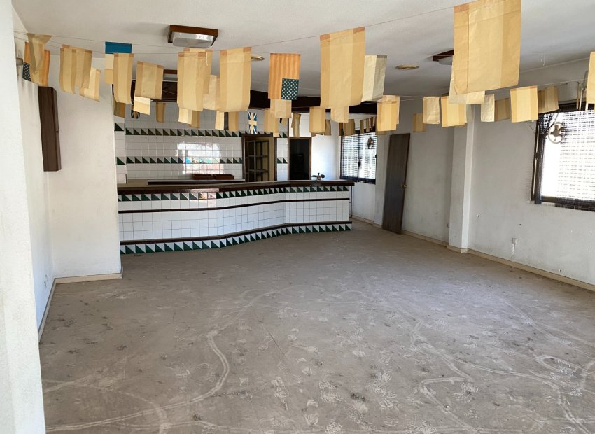 Reventa - Townhouse / Duplex - Salinas