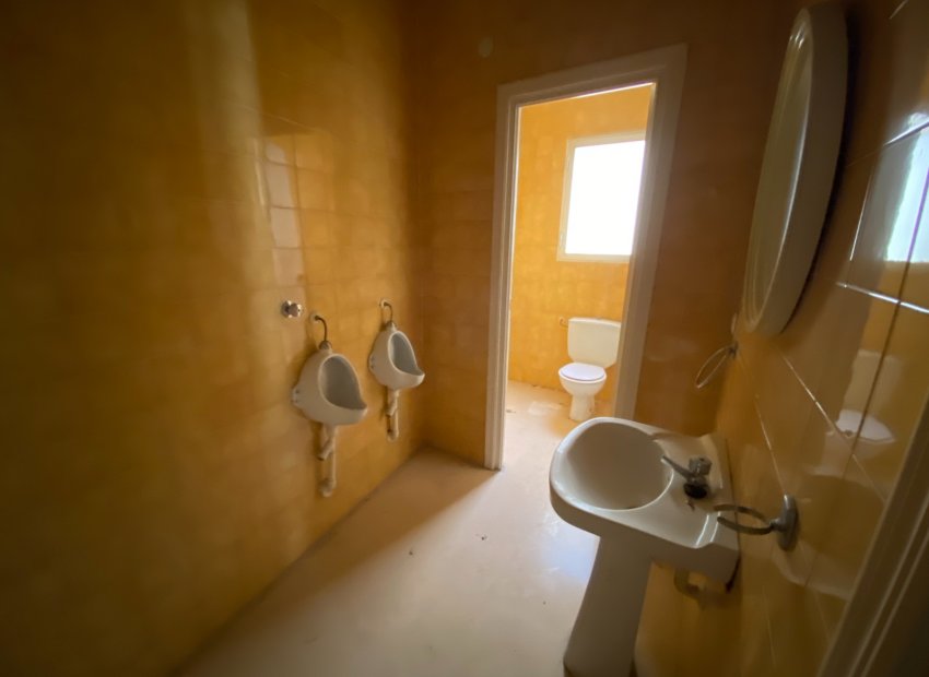 Reventa - Townhouse / Duplex - Salinas