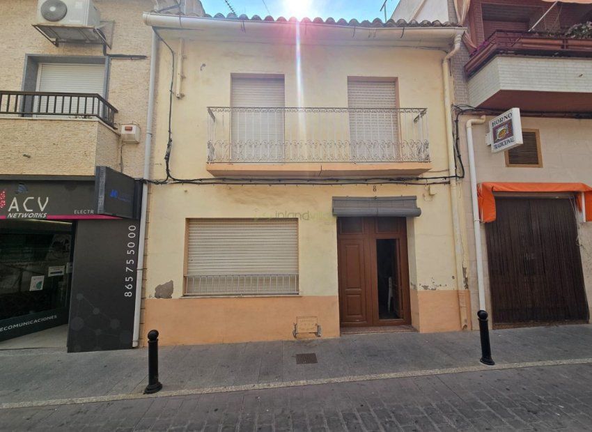 Reventa - Townhouse / Duplex - Salinas