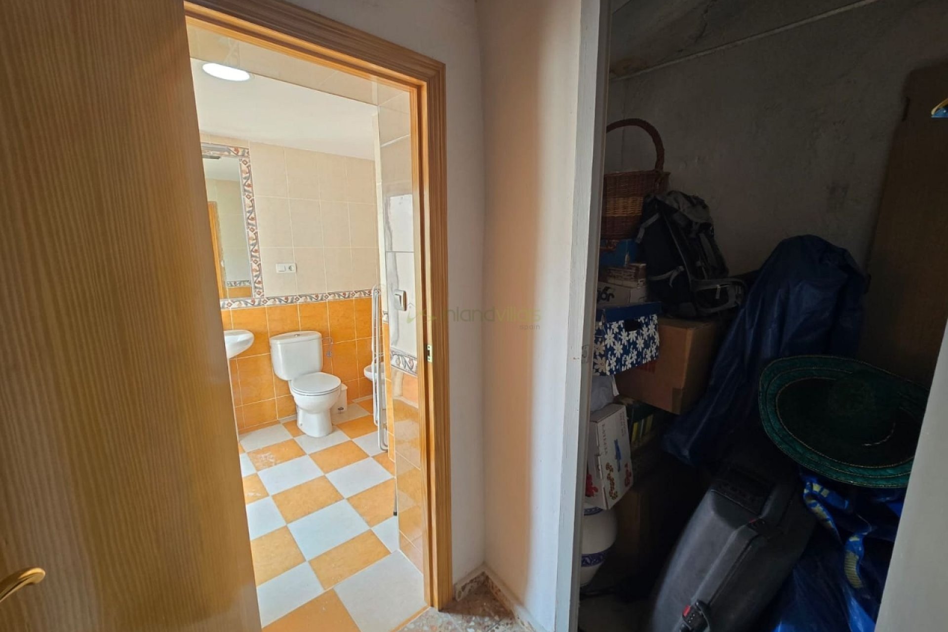 Reventa - Townhouse / Duplex - Salinas