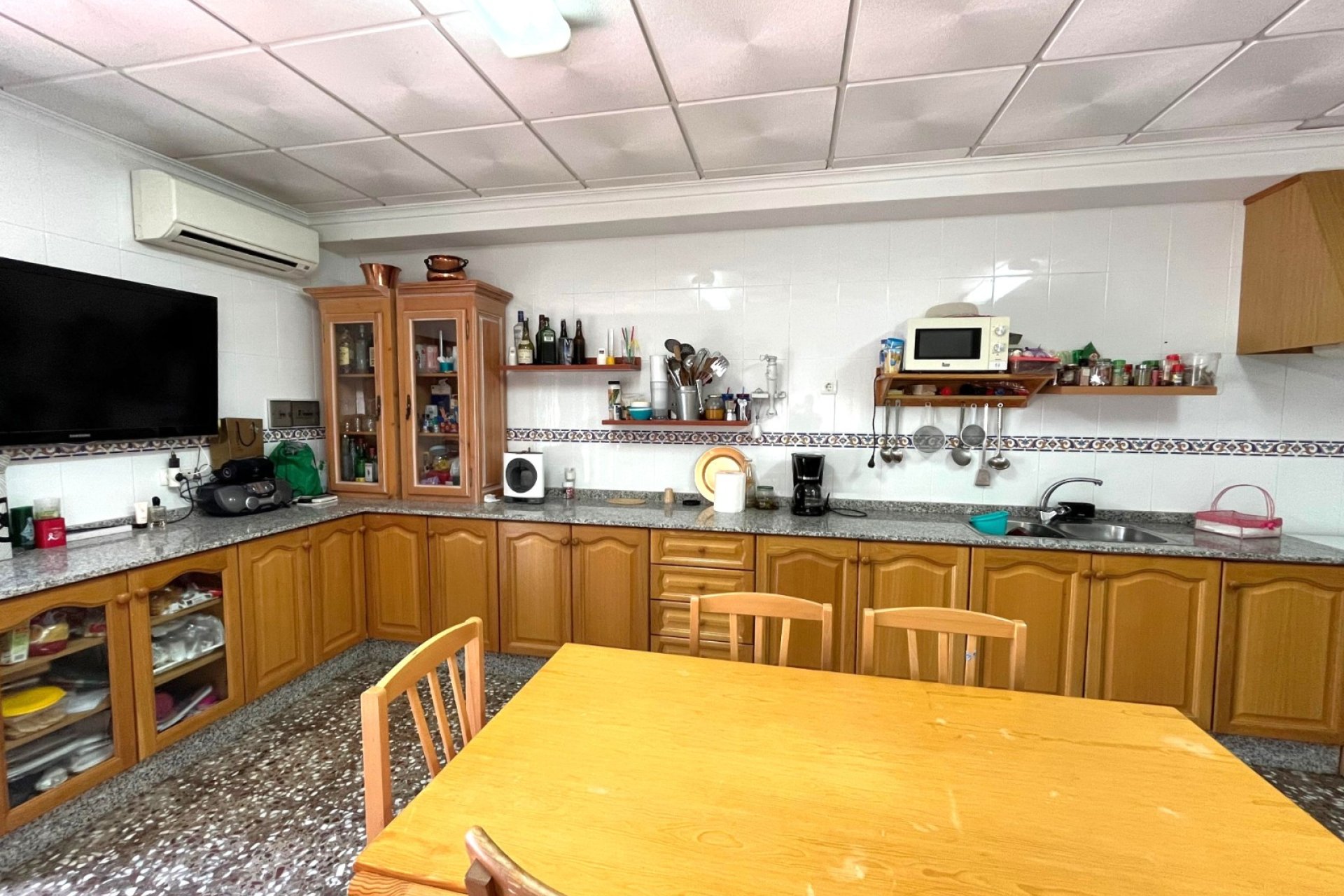 Reventa - Townhouse / Duplex - Salinas
