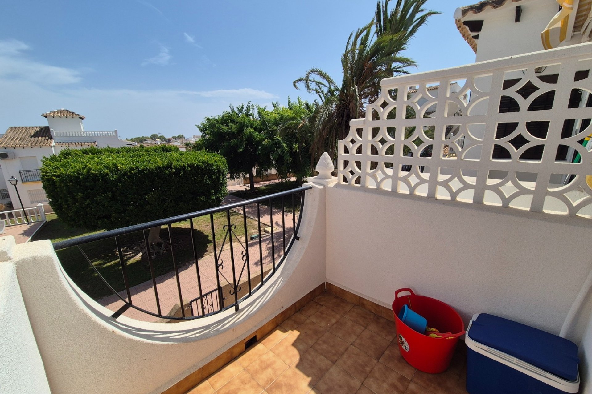 Reventa - Townhouse / Duplex - San Miguel de Salinas - Bellavista