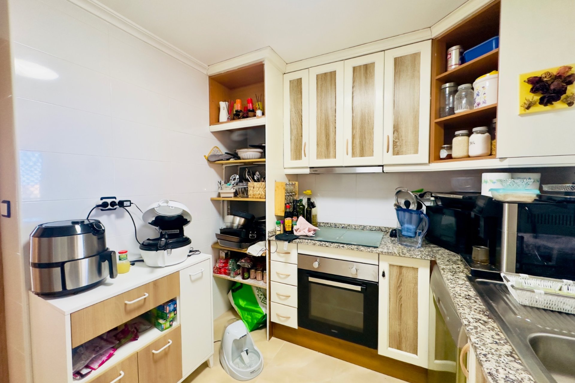 Reventa - Townhouse / Duplex - San Miguel de Salinas - Ciudad de las comunicaciones