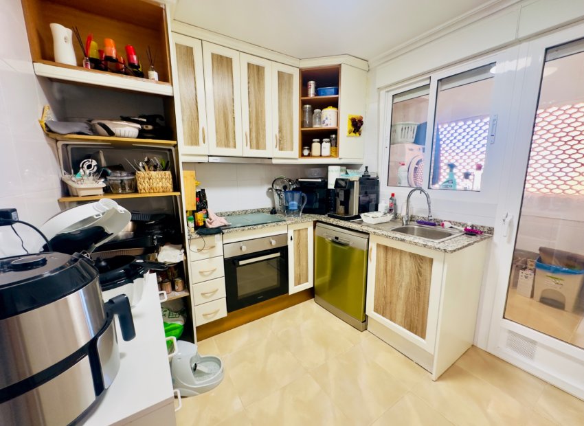 Reventa - Townhouse / Duplex - San Miguel de Salinas - Ciudad de las comunicaciones