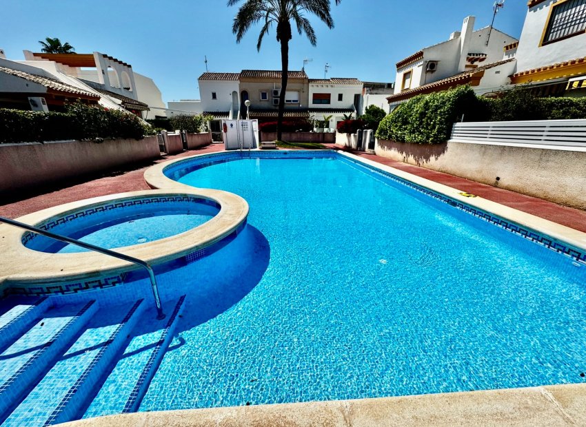 Reventa - Townhouse / Duplex - Torre de la Horadada