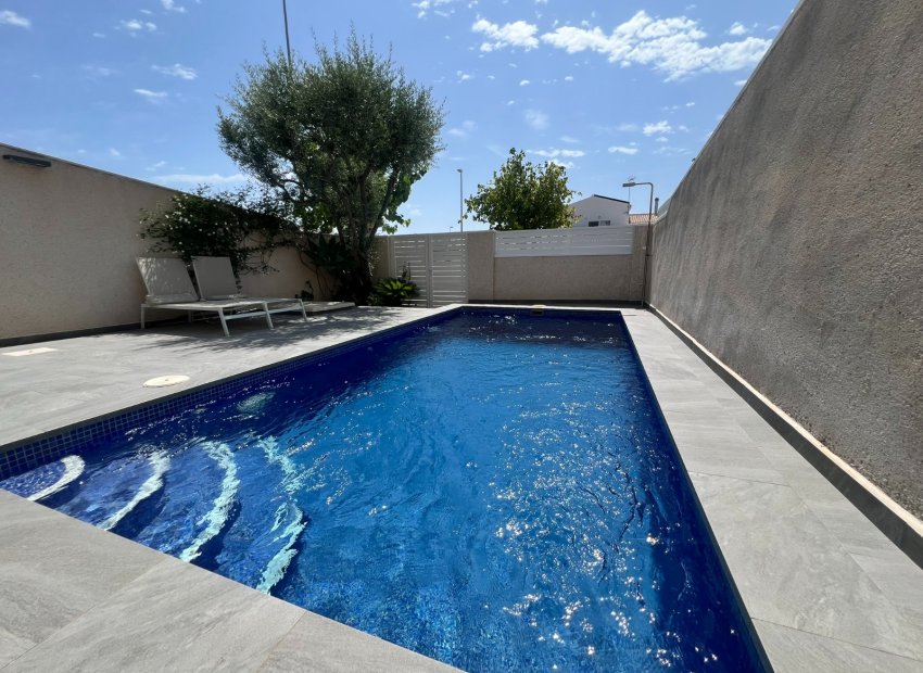 Reventa - Townhouse / Duplex - Torre de la Horadada