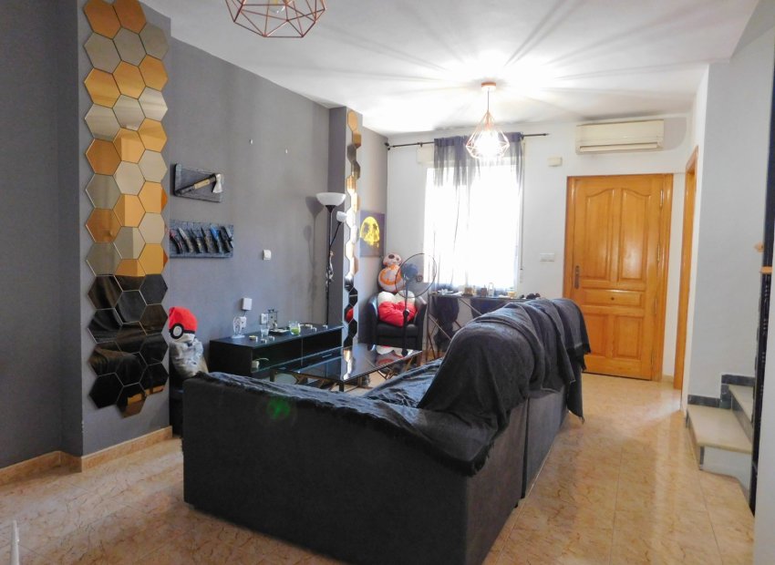 Reventa - Townhouse / Duplex - Torremendo