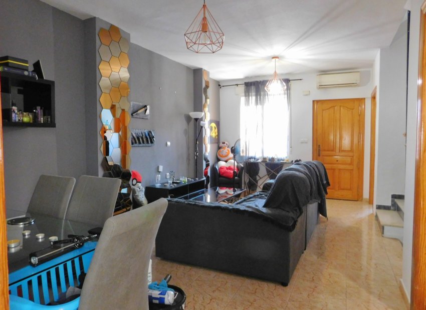 Reventa - Townhouse / Duplex - Torremendo