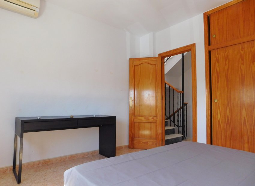 Reventa - Townhouse / Duplex - Torremendo