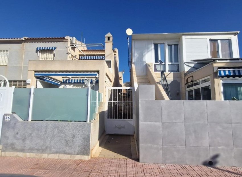 Reventa - Townhouse / Duplex - Torrevieia - Aguas Nuevas