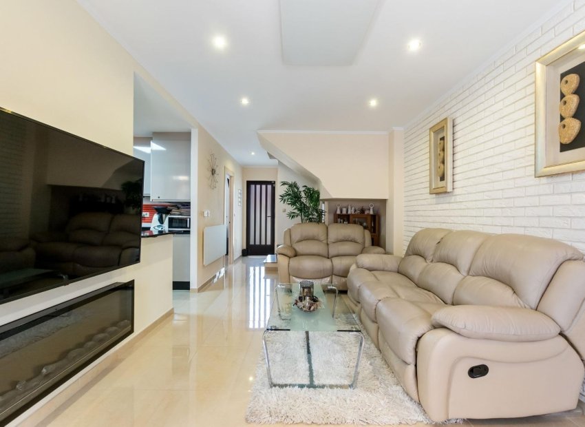 Reventa - Townhouse / Duplex - Torrevieia - Aguas Nuevas