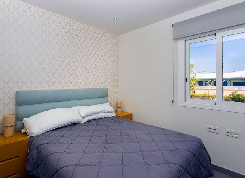 Reventa - Townhouse / Duplex - Torrevieia - Aguas Nuevas