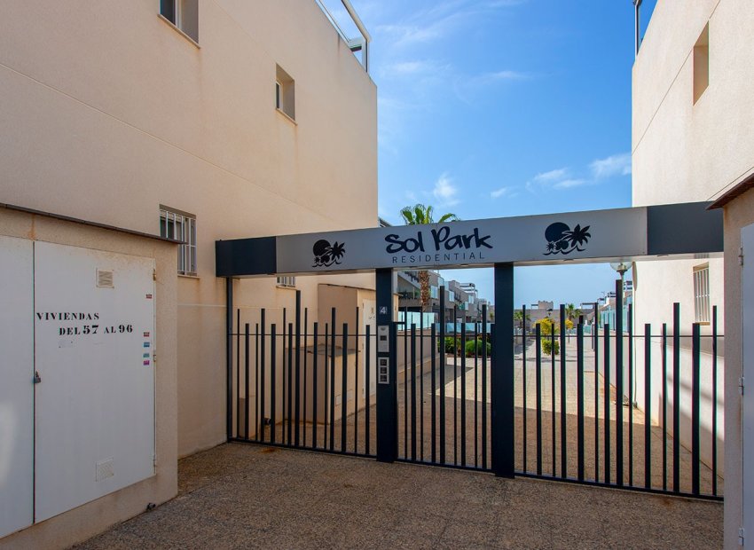 Reventa - Townhouse / Duplex - Torrevieia - Aguas Nuevas