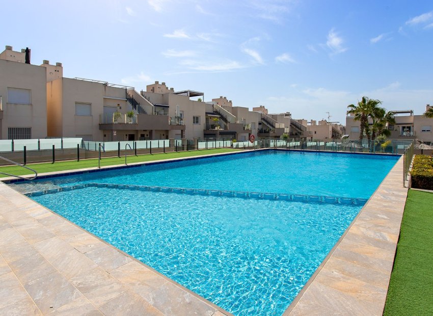 Reventa - Townhouse / Duplex - Torrevieia - Aguas Nuevas