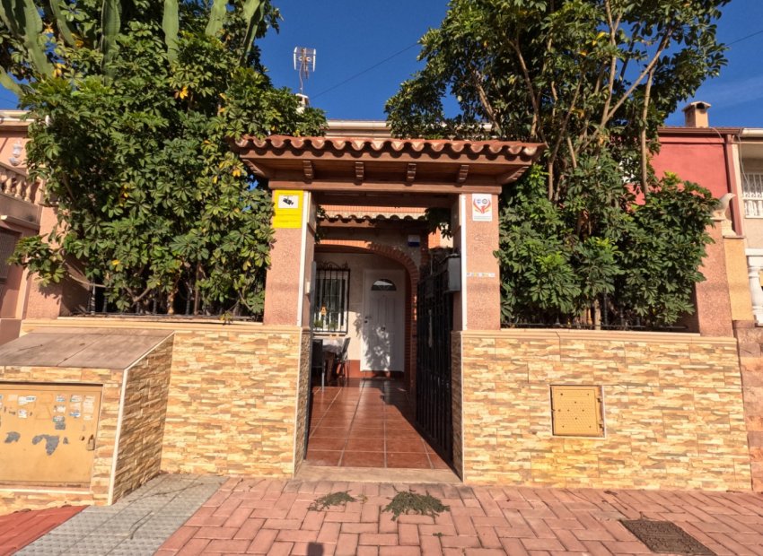 Reventa - Townhouse / Duplex - Torrevieia - El Acequión - Los Náufragos