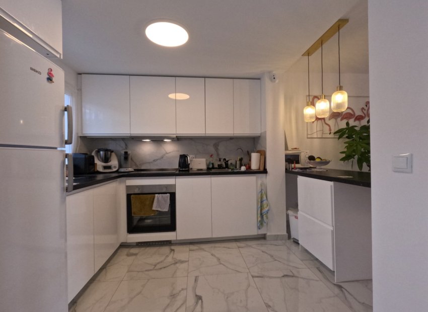 Reventa - Townhouse / Duplex - Torrevieia - El Acequión - Los Náufragos